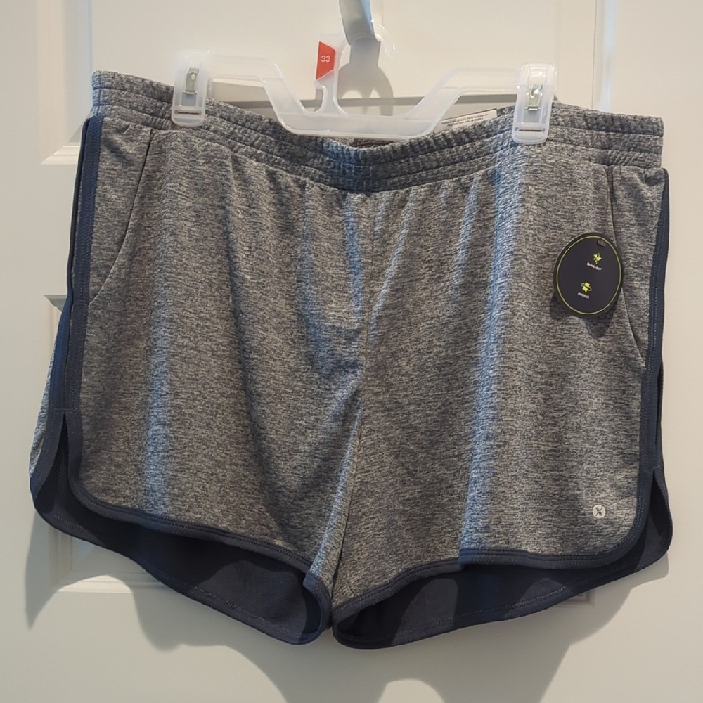 Xersion Gray Athletic Shorts with Elastic Waistband